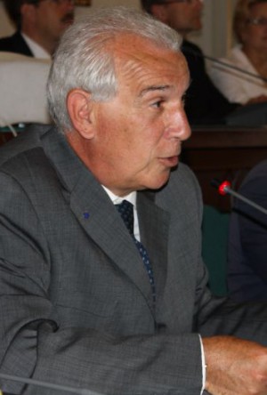 L'ex sindaco Giuseppe Magni