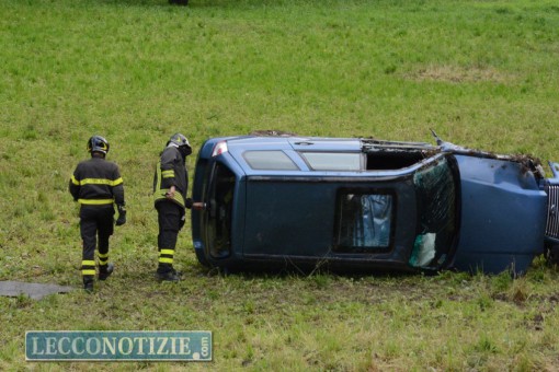 Ribalta balisio due auto (3)