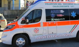 Volontari-del-soccorso_-calolzio ambulanza