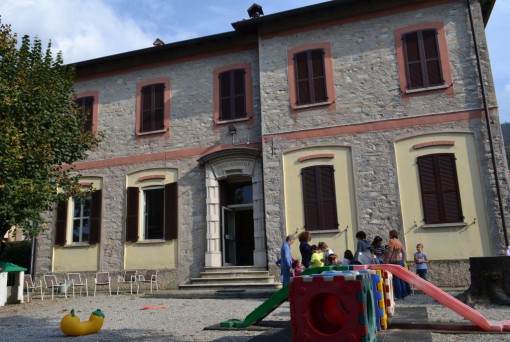 L'asilo infantile di Abbadia Lariana, dove domenica prossima si terrà l'annuale castagnata.