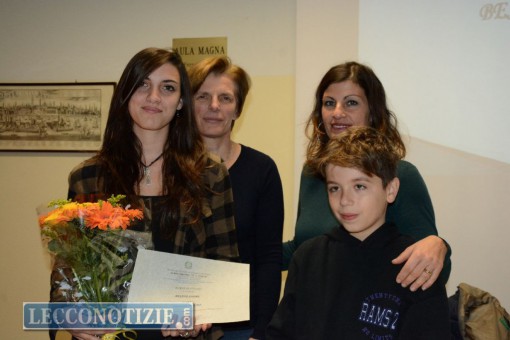La borsa di studi consegnata a Aurora Vassena