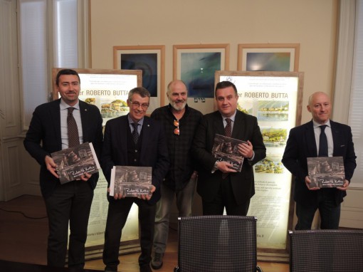 Lecco_iniziativa Federalberghi quadri Butta_201512