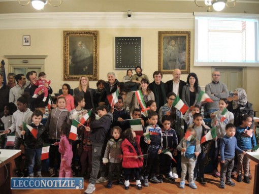 cerimonia consegna cittadinanze civiche_2015 (9)