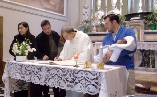 ingresso_parroco_don-Angelo_Gittana_2015 (1)