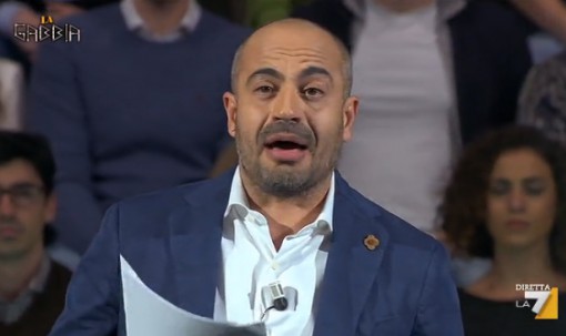 Il conduttore de "La Gabbia" Gianluigi Paragone