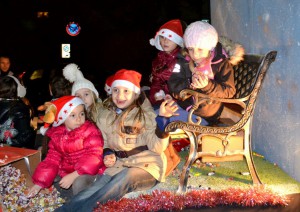 sfilata_carri_Natale_Mandello (1)