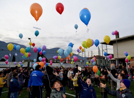 Abbadia-Lariana_lancio-palloncini_2015 (30)