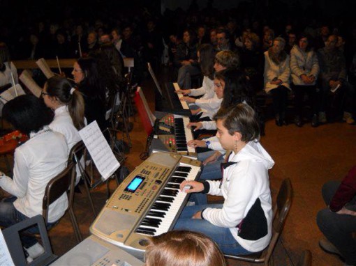 Calolzio_concerto di natale orchestra manzoni_2015_2