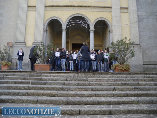Il coro della scuola media di Olginate