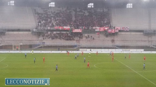 Un'immagine di Piacenza-Lecco sul campo del Garilli