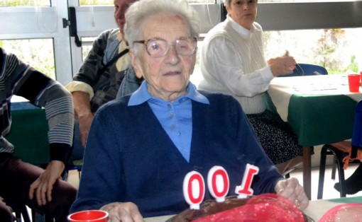 Piera-Zucchi_festa-100-anni_Mandello (46)