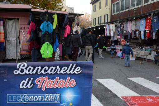 bancarelle mercatino lecco (5)