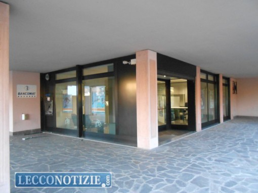 furto banca monte marenzo_ calolzio (3)