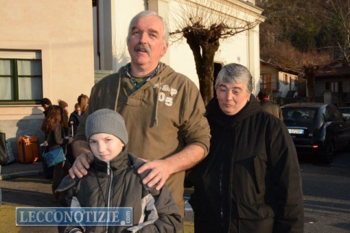 Il piccolo Ruslan insieme a Giacomo e Donatella Benzoni
