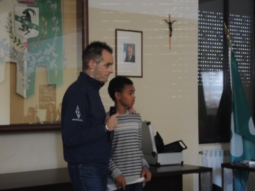 Civate_alunni in collegamento con base spaziale_201660