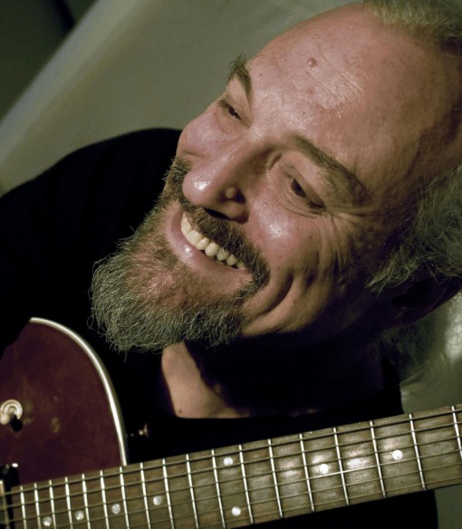 Eugenio Finardi. Il suo incontro-concerto è programmato a Mandello per il 22 aprile.