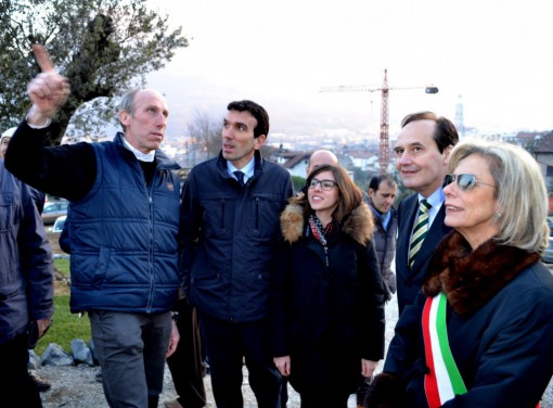 L'arrivo a Cascina don Guanella a Valmadrera del ministro Maurizio Martina.