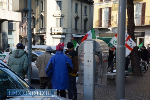 Lega- fdi - forza italia manifestazione (14)