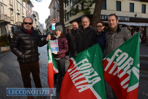 Lega- fdi - forza italia manifestazione (8)