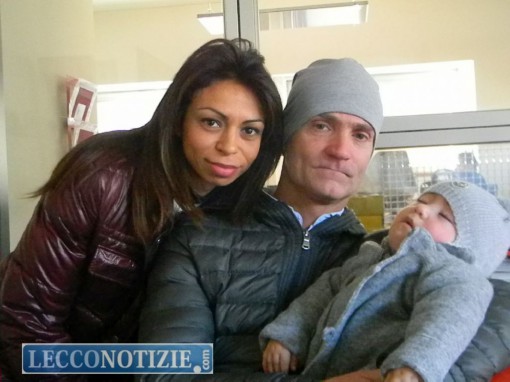 Mamma Manar, papà Giancarlo e il piccolo Andreas Guglielmetti