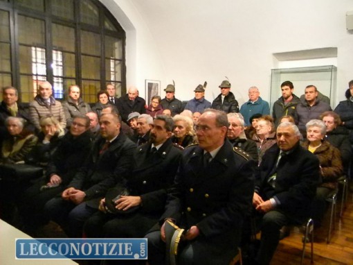 I presenti alla festa per il tricolore