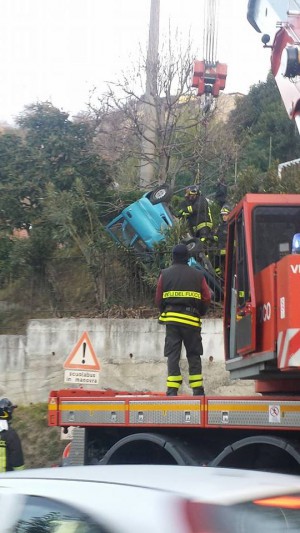 torre_busi_ribaltamento_1