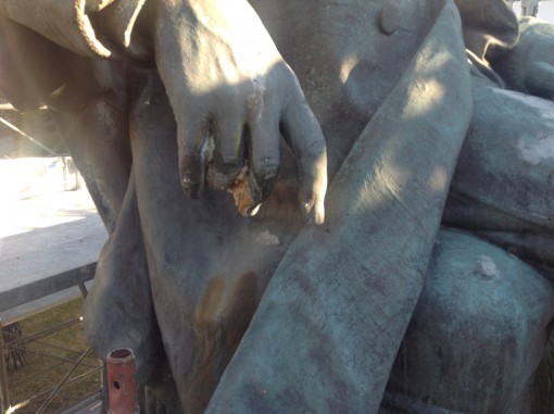 restauro statua manzoni (2)