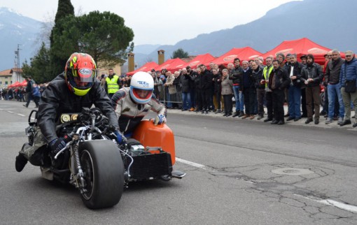 Moto-Guzzi_sfilata_Mandello_2016 (32)