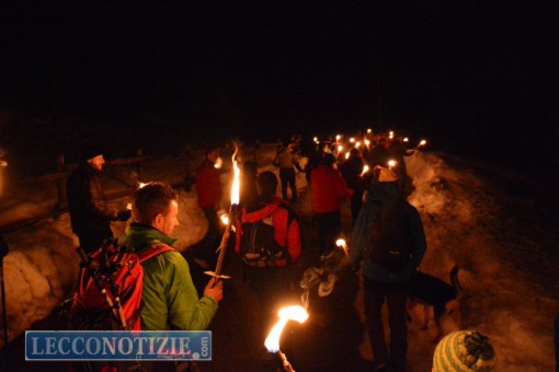 fiaccolata resinelli anghileri (12)