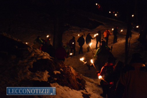 fiaccolata resinelli anghileri (15)