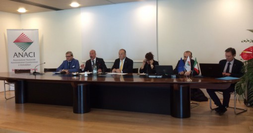 il tavolo dei relatori (3)