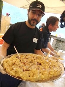 Lierna_Polenta-in-piazza (2)