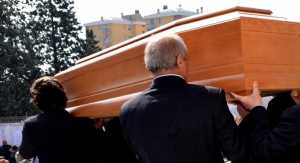 foto_simbolica_funerali (2)