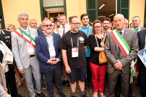 ????????????????????????????????????