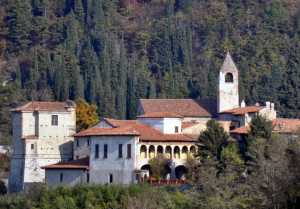 Il Monastero di San Pietro in Lamosa, una tra le mete della gita del prossimo novembre.