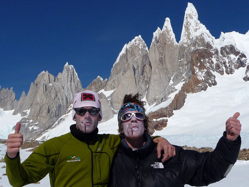 Fabio Salini e Matteo Bernasconi in vetta al Cerro Torre 800x600